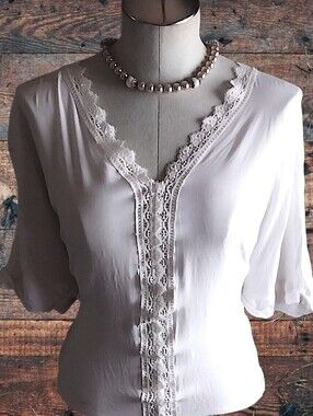 Lace Trim V-Neck Cottage Core Blouse